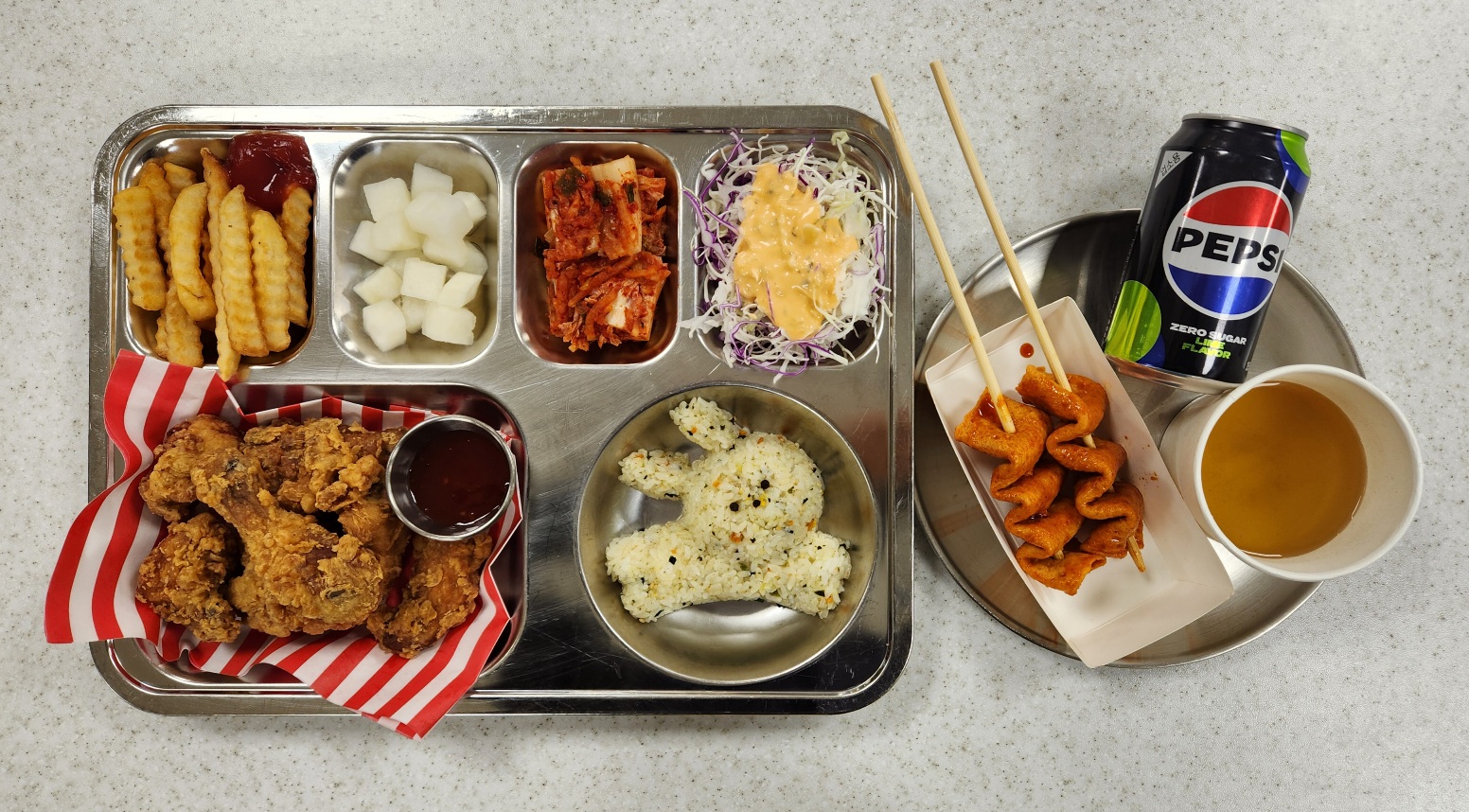 ���Ļ���