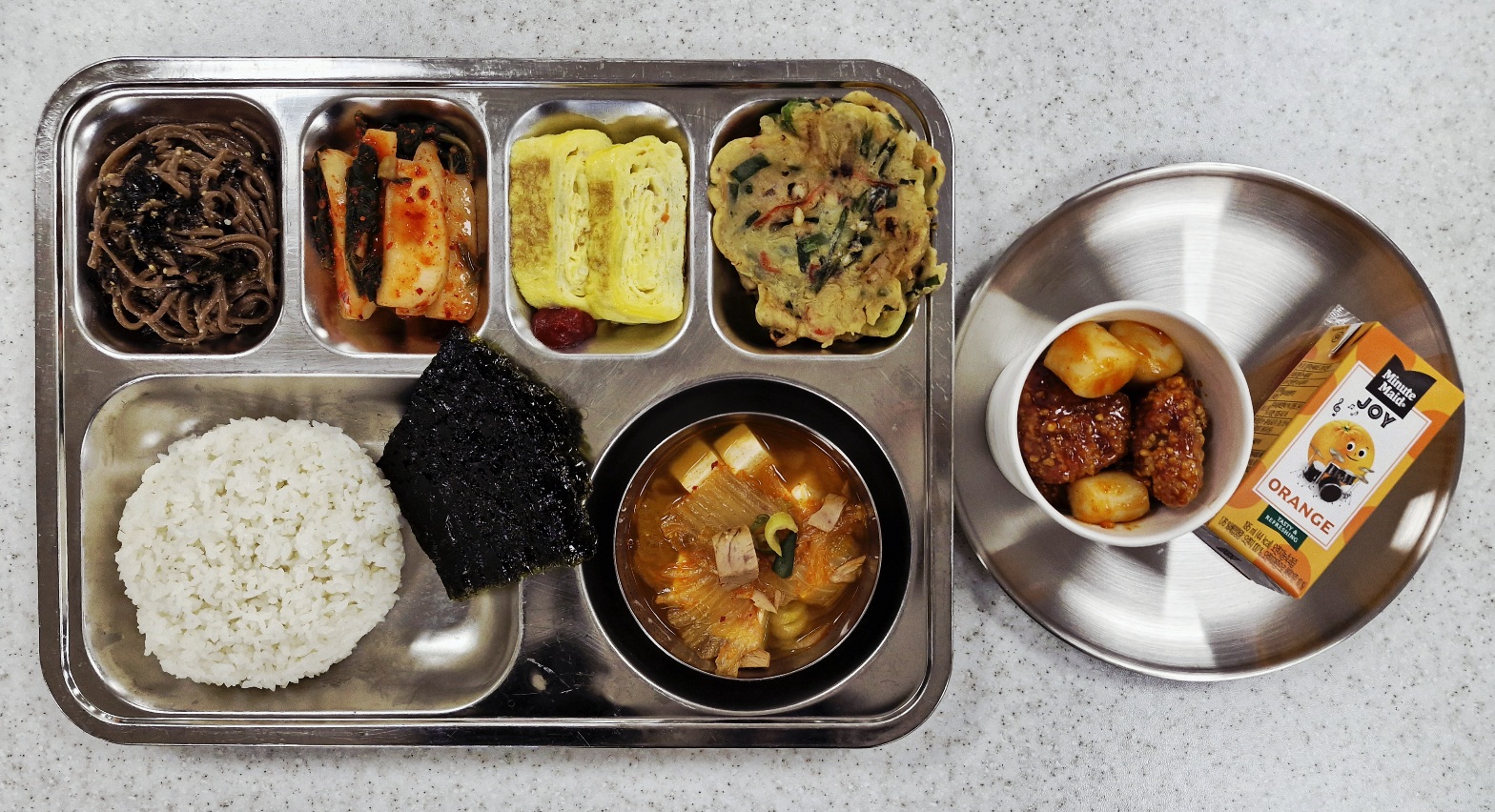 ���Ļ���