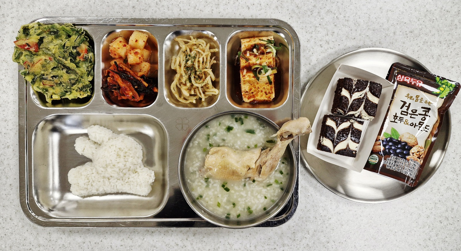 ���Ļ���