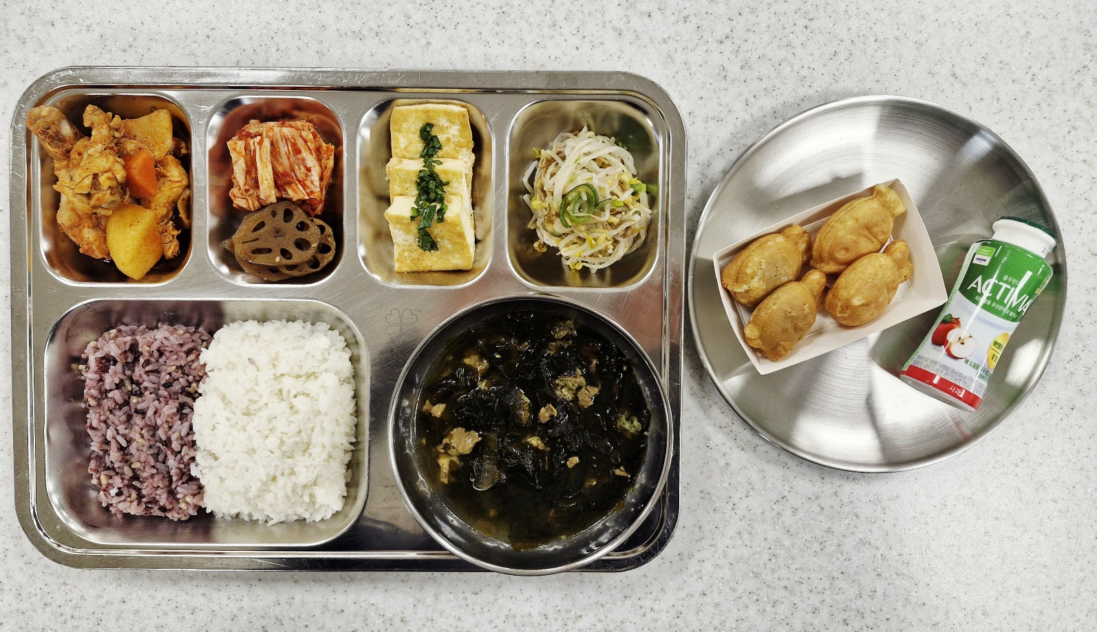 ���Ļ���