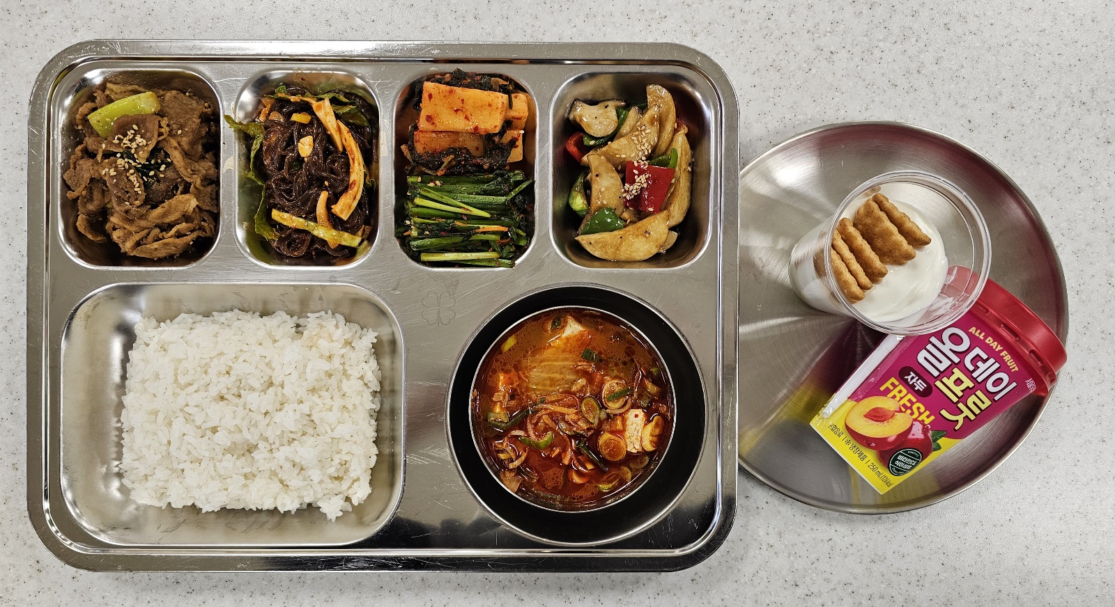 ���Ļ���